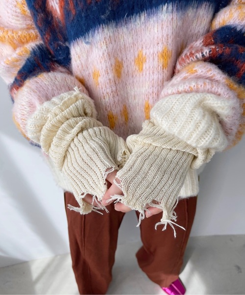 SANSeLF（サンセルフ）の「ダメージアームカバー【SANSeLF】sana22a002（アームカバー・レディース・ブラック/ホワイト・FREE）」の11枚目の写真