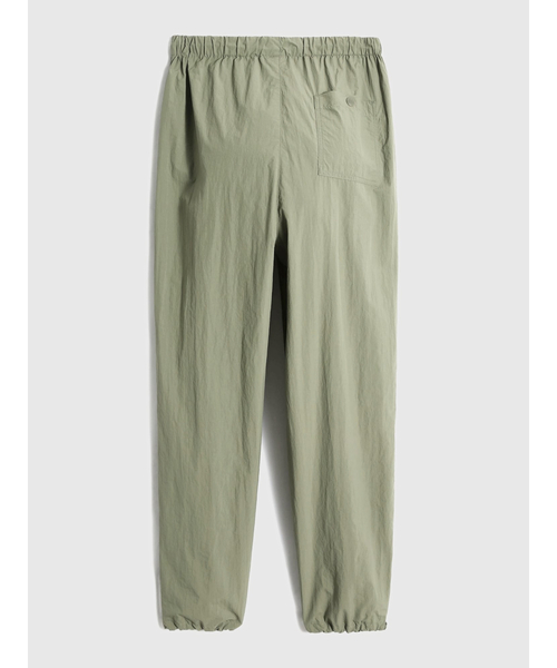 GAP（ギャップ）の「FREE&FLOW ナイロン ハイライズ プルオン ジョガーパンツ（その他パンツ・レディース・ブラック/グリーン/ラベンダー・S/M/L/XS/XXS）」の7枚目の写真