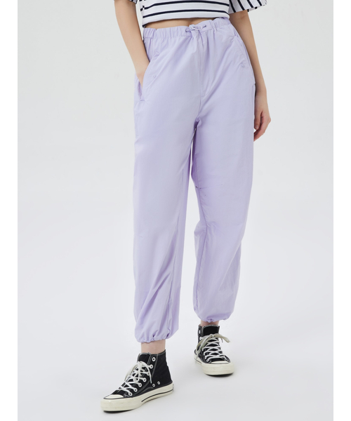 GAP（ギャップ）の「FREE&FLOW ナイロン ハイライズ プルオン ジョガーパンツ（その他パンツ・レディース・ブラック/グリーン/ラベンダー・S/M/L/XS/XXS）」の13枚目の写真