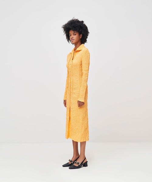 CHARLES & KEITH(チャールズ & キース)の「ブレードチェーンリンク スリングバックパンプス / Braided Chain-Link Slingback Pumps(パンプス・レディース・ブラック/オフホワイト/セージグリーン・22.5cm/23cm/23.5cm/24.5cm/25cm/25.5cm/22cm)」の4枚目の写真