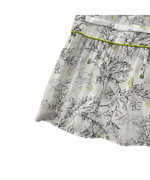 TEVALT（ヴァレット）の「カラーポイントボタニカルptタックSK（スカート・レディース・ライトグレー/オフホワイト・38）」の18枚目の写真