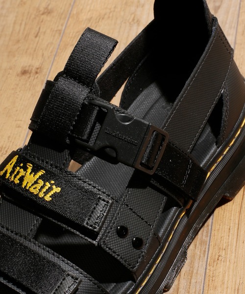 And A(アンドエー)の「Dr.Martens ドクターマーチン / Pearson ペアソン フィッシャーマン ストラップサンダル グルカサンダル(サンダル・メンズ・ブラック・26cm/27cm)」の5枚目の写真