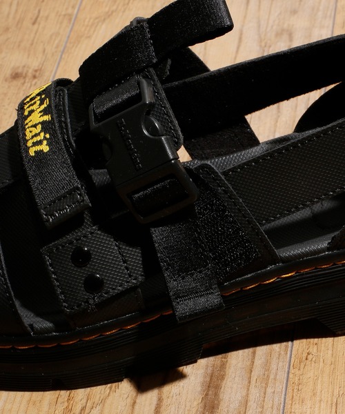 And A(アンドエー)の「Dr.Martens ドクターマーチン / Pearson ペアソン フィッシャーマン ストラップサンダル グルカサンダル(サンダル・メンズ・ブラック・26cm/27cm)」の9枚目の写真