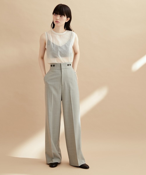 ADAM ET ROPE'（アダムエロペ）の「ストレッチタフタノースリーブTEE（タンクトップ・レディース・ホワイト/ブラック/イエロー・FREE）」の14枚目の写真