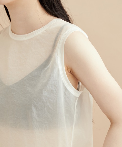 ADAM ET ROPE'（アダムエロペ）の「ストレッチタフタノースリーブTEE（タンクトップ・レディース・ホワイト/ブラック/イエロー・FREE）」の8枚目の写真