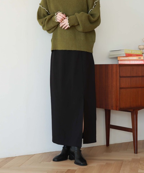 archives(アルシーヴ)の「ベルト付スリットタイトスカート(スカート・レディース・ブラック/ブルー/アイボリー/モカ・MEDIUM)」の3枚目の写真