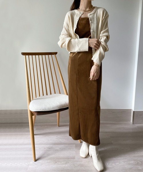 callautia（カラウティア）の「ベロア調Iラインキャミワンピース（ワンピース・レディース・グレイッシュベージュ/ブラック/ライトベージュ/キャメル/ピンク系その他/ダークグレー/ダークブラウン・SMALL/MEDIUM/LARGE/X-LARGE）」の20枚目の写真