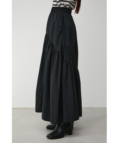 AZUL by moussy（アズールバイマウジー）の「HEM GATHER VOLUME SKIRT/ヘムギャザーボリュームスカート（スカート・レディース・ライトベージュ/ブラック・MEDIUM/SMALL）」の8枚目の写真