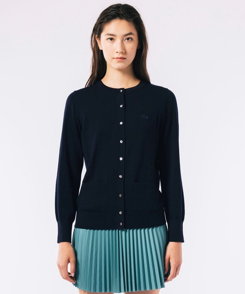 LACOSTE(ラコステ)の「ウォッシャブルウールニットカーディガン(カーディガン/ボレロ・レディース・ダークグリーン/ベージュ/ダークネイビー/ブラウン/バイオレット/グレー/ブラック/カーキ/ダークブラウン・40/38/36/34)」の8枚目の写真