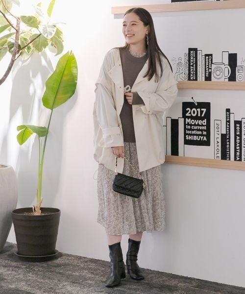 mysty woman(ミスティウーマン)の「ウエストリブドッキングワンピース 162535(ワンピース・レディース・ブラック/ベージュ/ブルー・FREE)」の4枚目の写真