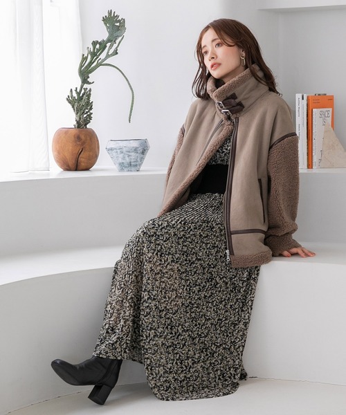 mysty woman(ミスティウーマン)の「ウエストリブドッキングワンピース 162535(ワンピース・レディース・ブラック/ベージュ/ブルー・FREE)」の18枚目の写真