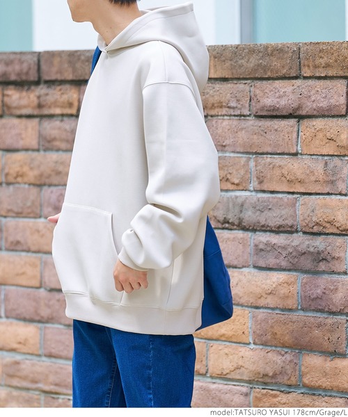 coca（coca）（コカ）の「ユニセックス ダンボールパーカー（パーカー・メンズ・ブラック/グレイッシュベージュ/グリーン/グレー・M/L）」の13枚目の写真