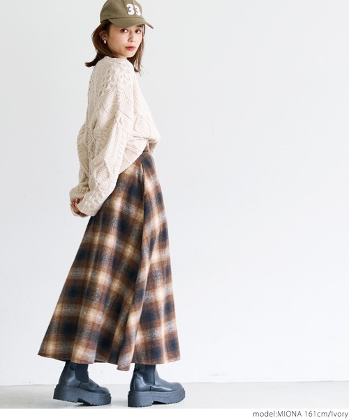 coca(coca)(コカ)の「パターンケーブルニットプルオーバー(ニット/セーター・レディース・アイボリー・ONE SIZE)」の4枚目の写真