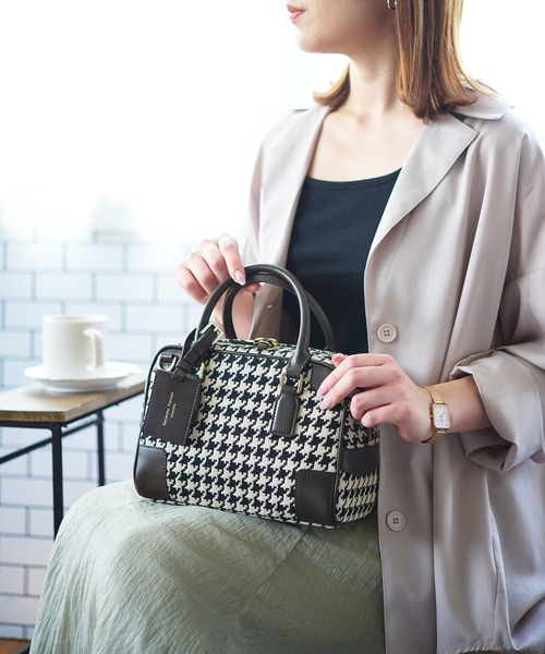 Samantha Thavasa（サマンサタバサ）の「サマンサ ピエドプル ボストンバッグ 大サイズ（ハンドバッグ・レディース・ダークブラウン/ワインレッド/プラム・FREE）」の2枚目の写真