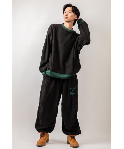 Beno(ビーノ)の「カラーマイクロフリース ワイドバルーン 刺繍ロゴ ドローコード パンツ(スウェットパンツ・メンズ・ホワイト/グリーン/ブルー/ブラック/オレンジ/パープル・M/L)」の3枚目の写真