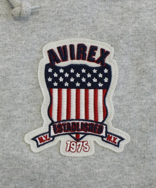 AVIREX(アヴィレックス)の「2026リニューアル SIGNATURE VARSITY LOGO ZIP UP PARKA(パーカー・メンズ・カーキ/ライトグレー/ブラック/オリーブ・XXL/XL/L/M)」の13枚目の写真
