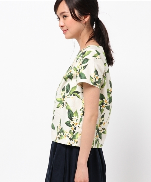 B:MING by BEAMS(ビーミングバイビームス)の「<InRed 6月号掲載>ビーミング by ビームス / ボタニカルプリント ブラウス(シャツ/ブラウス・レディース・オフホワイト/ネイビー・MEDIUM/SMALL)」の11枚目の写真