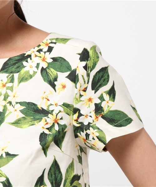 B:MING by BEAMS(ビーミングバイビームス)の「<InRed 6月号掲載>ビーミング by ビームス / ボタニカルプリント ブラウス(シャツ/ブラウス・レディース・オフホワイト/ネイビー・MEDIUM/SMALL)」の5枚目の写真