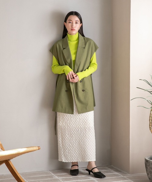 LOWRYS FARM（ローリーズファーム）の「アムンゼンボリュームベスト　174733（その他アウター・レディース・ブラック/カーキ/アイボリー・FREE）」の4枚目の写真