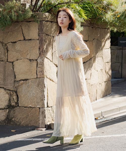 Kastane（カスタネ）の「【サイズ展開あり/WEB限定サイズあり】ワッシャーシフォン無地ワンピース（ワンピース・レディース・オフホワイト/ブラック・2/0/1）」の5枚目の写真