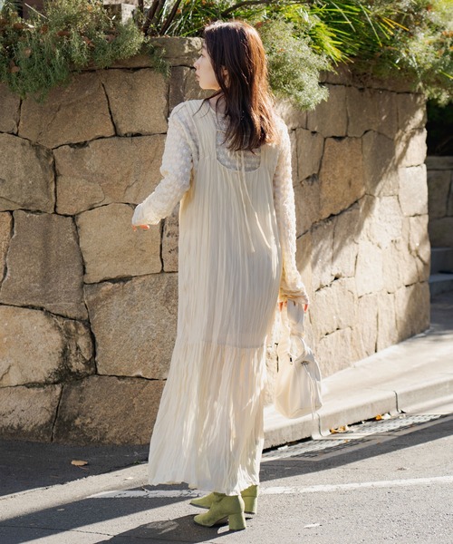 Kastane（カスタネ）の「【サイズ展開あり/WEB限定サイズあり】ワッシャーシフォン無地ワンピース（ワンピース・レディース・オフホワイト/ブラック・2/0/1）」の8枚目の写真