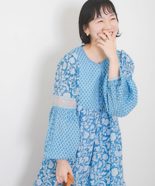 URBAN RESEARCH Sonny Label(アーバンリサーチサニーレーベル)の「MIXフラワープリントコットンワンピース(ワンピース・レディース・ブラック/ブルー/グリーン・FREE)」の17枚目の写真