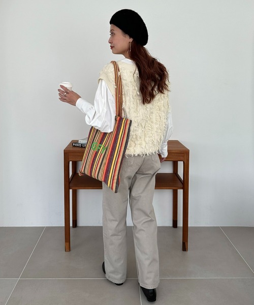 DISCOAT(ディスコート)の「【新色追加!】ストライプアソートロゴトートバッグ(トートバッグ・レディース・ブラック/ベージュ/ブラウン/イエロー・FREE)」の6枚目の写真