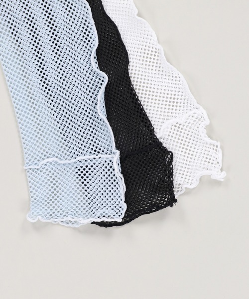 SPINNS(スピンズ)の「【3色展開】メローメッシュアームカバー(アームカバー・レディース・サックスブルー/ホワイト/ブラック・ONESIZE)」の5枚目の写真