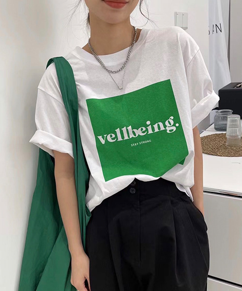 c.u.l（シーユーエル）の「オーバーサイズ ロゴプリントTシャツ culw413（Tシャツ/カットソー・レディース・グレー/ホワイト/ブラック/ホワイト系その他/ブラック系その他/グレー系その他・FREE）」の2枚目の写真