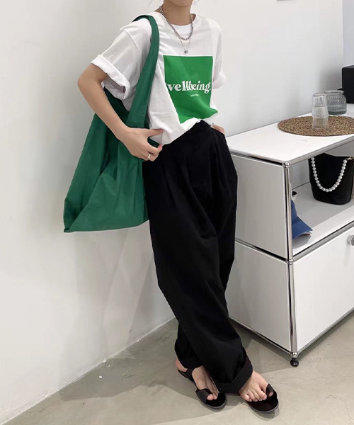 c.u.l（シーユーエル）の「オーバーサイズ ロゴプリントTシャツ culw413（Tシャツ/カットソー・レディース・グレー/ホワイト/ブラック/ホワイト系その他/ブラック系その他/グレー系その他・FREE）」の18枚目の写真