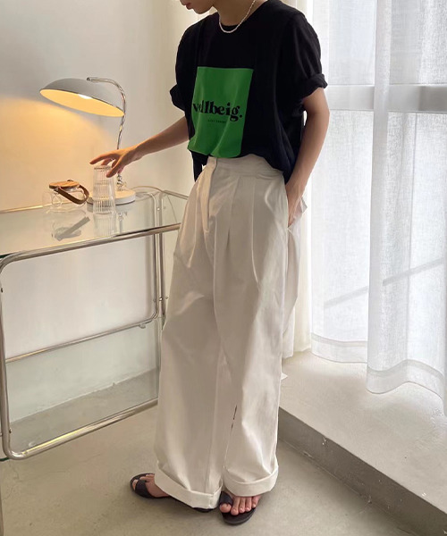 c.u.l（シーユーエル）の「オーバーサイズ ロゴプリントTシャツ culw413（Tシャツ/カットソー・レディース・グレー/ホワイト/ブラック/ホワイト系その他/ブラック系その他/グレー系その他・FREE）」の8枚目の写真