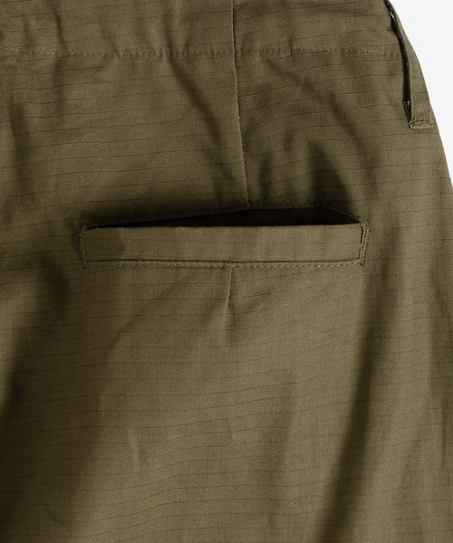 MUHET（ミュエータ）の「ルーズタックミリタリーパンツ（カーゴパンツ・レディース・ネイビー/カーキ・SMALL/MEDIUM/X-LARGE）」の20枚目の写真