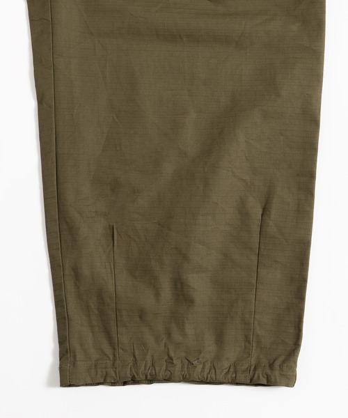 MUHET（ミュエータ）の「ルーズタックミリタリーパンツ（カーゴパンツ・レディース・ネイビー/カーキ・SMALL/MEDIUM/X-LARGE）」の10枚目の写真