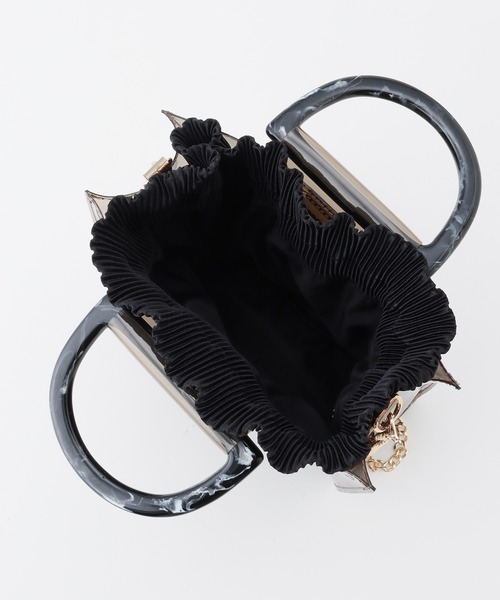 Honeys(ハニーズ)の「巾着付クリアバッグ(ショルダーバッグ・レディース・ブラック/アイボリー/キナリ・FREE)」の5枚目の写真