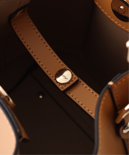 La TOTALITE(ラトータリテ)の「《追加》【GIANNI NOTARO/ジャンニ ノターロ 】2way ショルダーBAG(ショルダーバッグ・レディース・アイボリー/キャメル・FREE)」の17枚目の写真