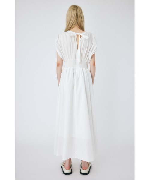 MOUSSY(マウジー)の「DRAWSTRING FLORAL ドレス(ワンピース・レディース・ブラック/ホワイト/ブラック系その他・1/2)」の22枚目の写真