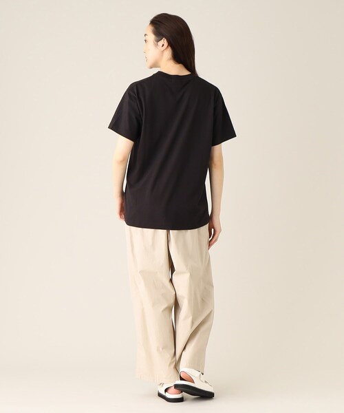 UNTITLED(アンタイトル)の「【WORLD for the World】カラーロゴTシャツ(Tシャツ/カットソー・レディース・ライトベージュ/アイボリー/ライトグリーン/ブラック・04/02/00)」の21枚目の写真