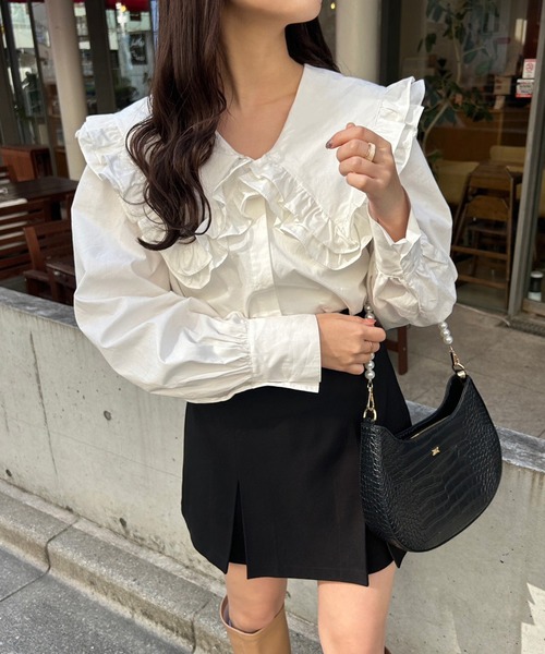 one after another NICE CLAUP(ワンアフターアナザーナイスクラップ)の「大きなフリル襟ブラウス(シャツ/ブラウス・レディース・オフホワイト/ピンク・FREE)」の10枚目の写真