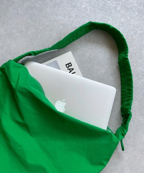 Miscere（ミスケーレ）の「◇ シャーリングドローコードショルダーバッグ　GLBG-005（ショルダーバッグ・レディース・ホワイト/グリーン/ブラック・FREE）」の12枚目の写真