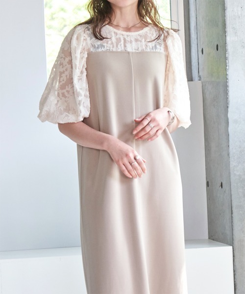 Rejoule(リジュール)の「花柄シアージャガードコンビワンピース(ワンピース・レディース・ブラック/グレイッシュベージュ・FREE)」の1枚目の写真