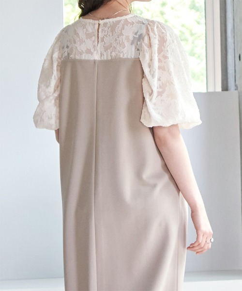 Rejoule(リジュール)の「花柄シアージャガードコンビワンピース(ワンピース・レディース・ブラック/グレイッシュベージュ・FREE)」の5枚目の写真