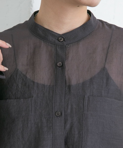 KBF(ケイビーエフ)の「バンドカラーシアーシャツ(シャツ/ブラウス・レディース・ミント/ダークブラウン/アイボリー・ONE)」の4枚目の写真