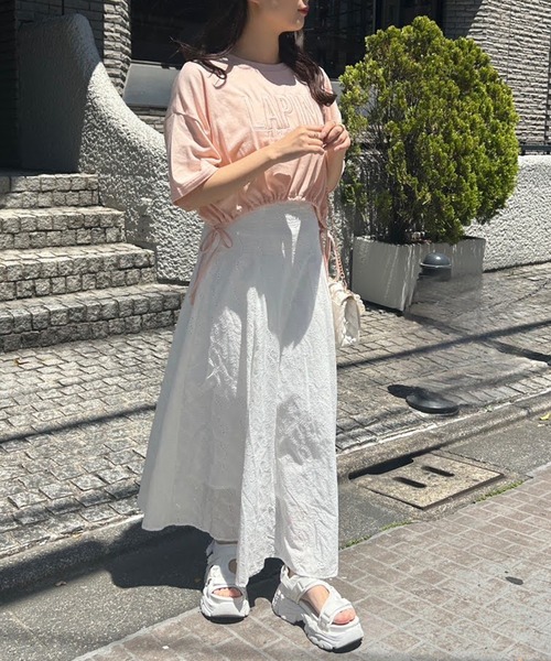 one after another NICE CLAUP(ワンアフターアナザーナイスクラップ)の「ロゴ刺繍サイドリボンショートT(Tシャツ/カットソー・レディース・ブラック/オフホワイト/ピンク/オートミール・FREE)」の17枚目の写真