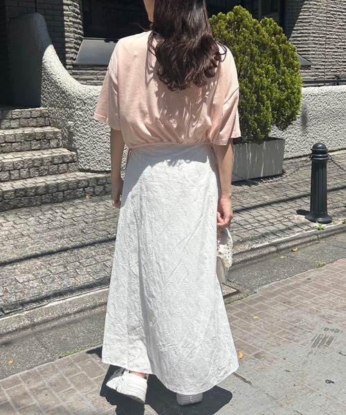 one after another NICE CLAUP(ワンアフターアナザーナイスクラップ)の「ロゴ刺繍サイドリボンショートT(Tシャツ/カットソー・レディース・ブラック/オフホワイト/ピンク/オートミール・FREE)」の12枚目の写真