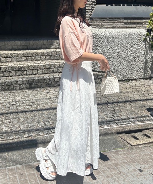 one after another NICE CLAUP(ワンアフターアナザーナイスクラップ)の「ロゴ刺繍サイドリボンショートT(Tシャツ/カットソー・レディース・ブラック/オフホワイト/ピンク/オートミール・FREE)」の9枚目の写真
