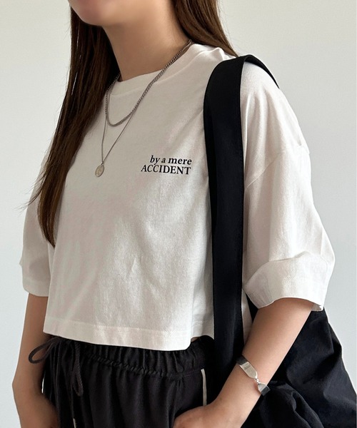 apres jour mignon(アプレジュールミニョン)の「ゆるショートTシャツ【ZOZOTOWN限定アイテム】(Tシャツ/カットソー・レディース・ナチュラル/ホワイト系その他/オフホワイト/ブラック/パープル・X-LARGE/フリー)」の6枚目の写真