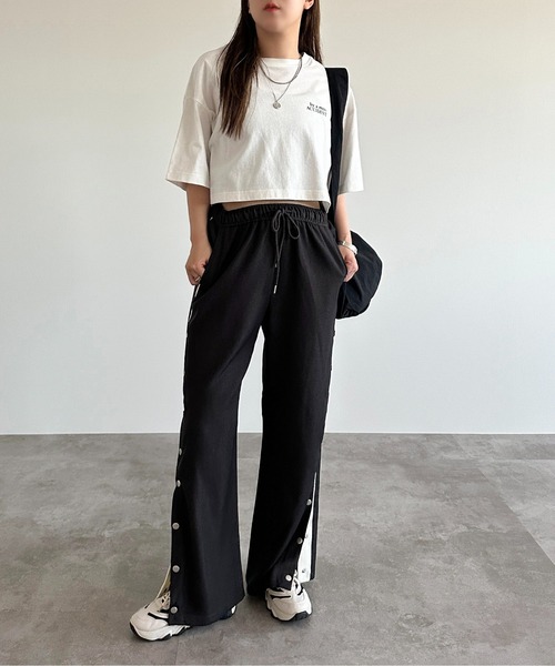 apres jour mignon(アプレジュールミニョン)の「ゆるショートTシャツ【ZOZOTOWN限定アイテム】(Tシャツ/カットソー・レディース・ナチュラル/ホワイト系その他/オフホワイト/ブラック/パープル・X-LARGE/フリー)」の9枚目の写真