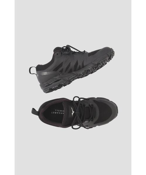 MIZUNO(ミズノ )の「MIZUNO HIKING SHOES(スニーカー・レディース・ブラック・23.0/24.0/25.0)」の1枚目の写真