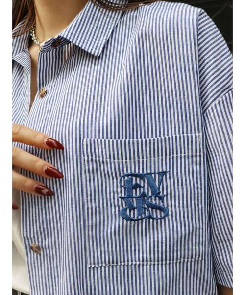 EVRIS(エヴリス)の「【WEB限定】ワンポイントハーフスリーブシャツ(シャツ/ブラウス・レディース・イエロー/ブルー/ホワイト・FREE)」の9枚目の写真