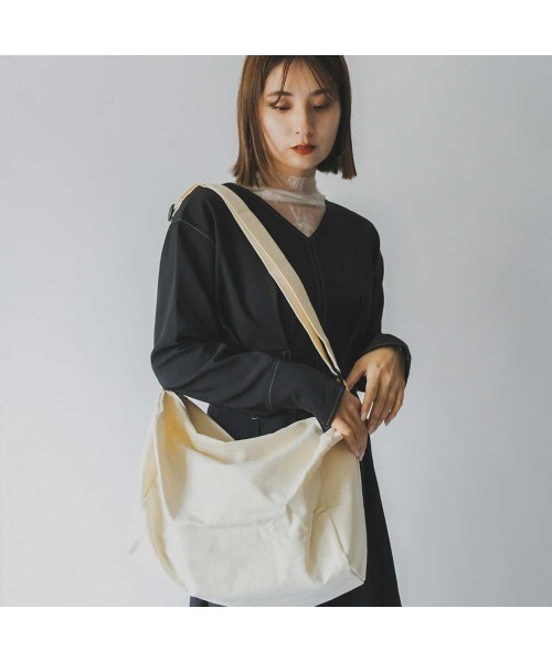 Rename（リネーム）の「Rename ビッグ キャンバス トート ショルダーバッグ（ショルダーバッグ・レディース・ナチュラル/ブラック・FREE）」の17枚目の写真